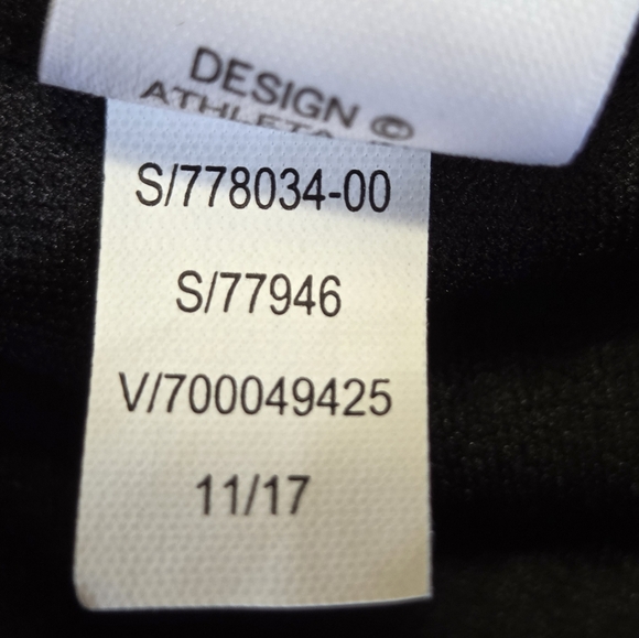 Athleta Polynesia Easy Short - Picture 8 of 10